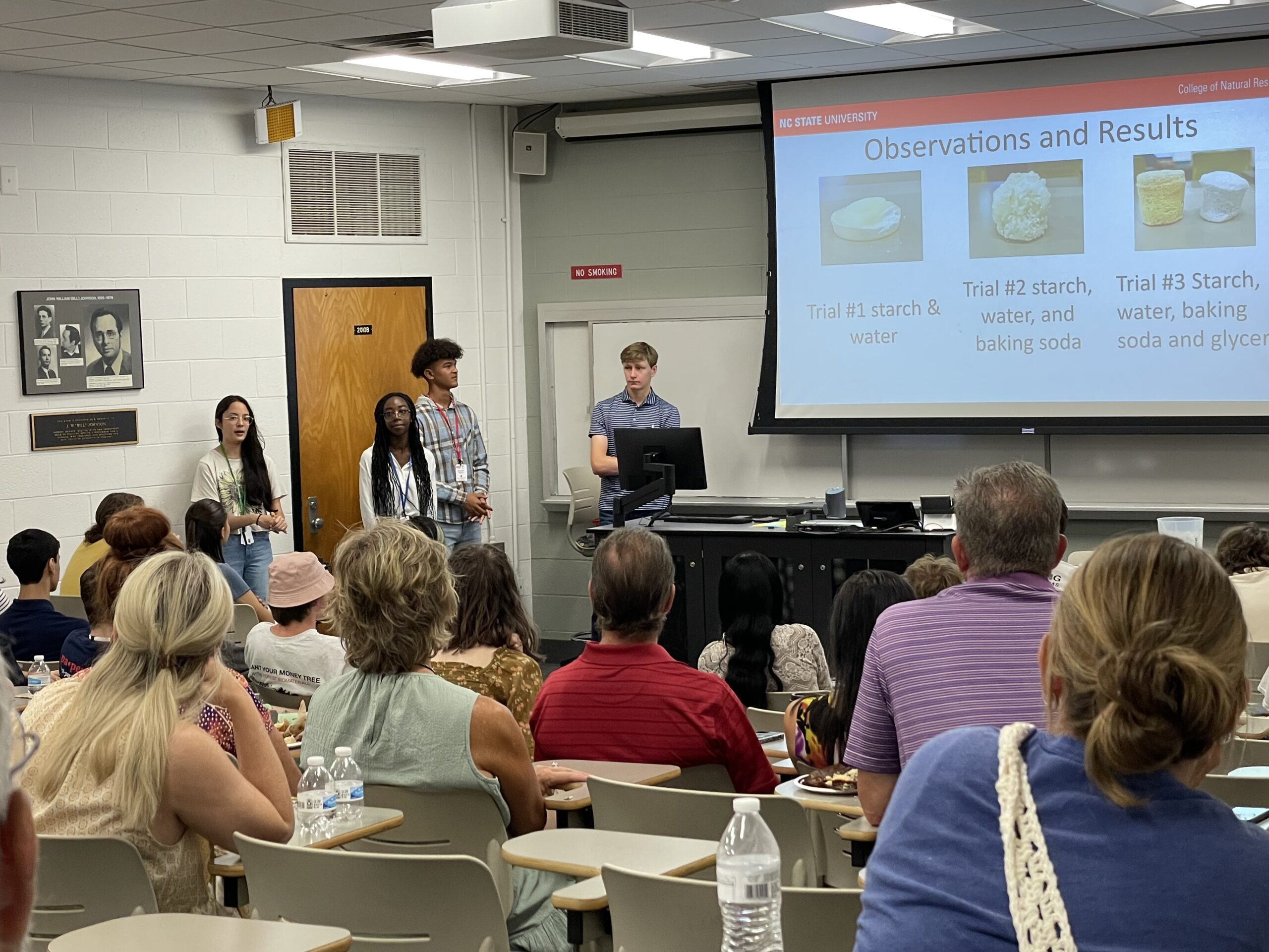 Students give presentation - Sustainable Bioproducts - College of Natural at NC State University
